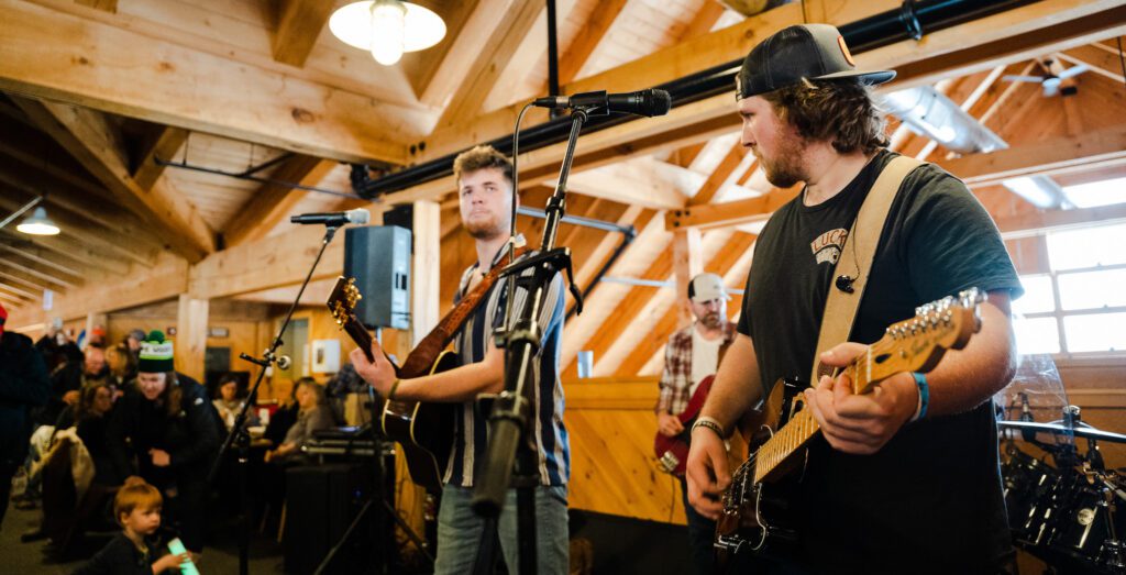 12/OC Band Playing in Saddleback Pub