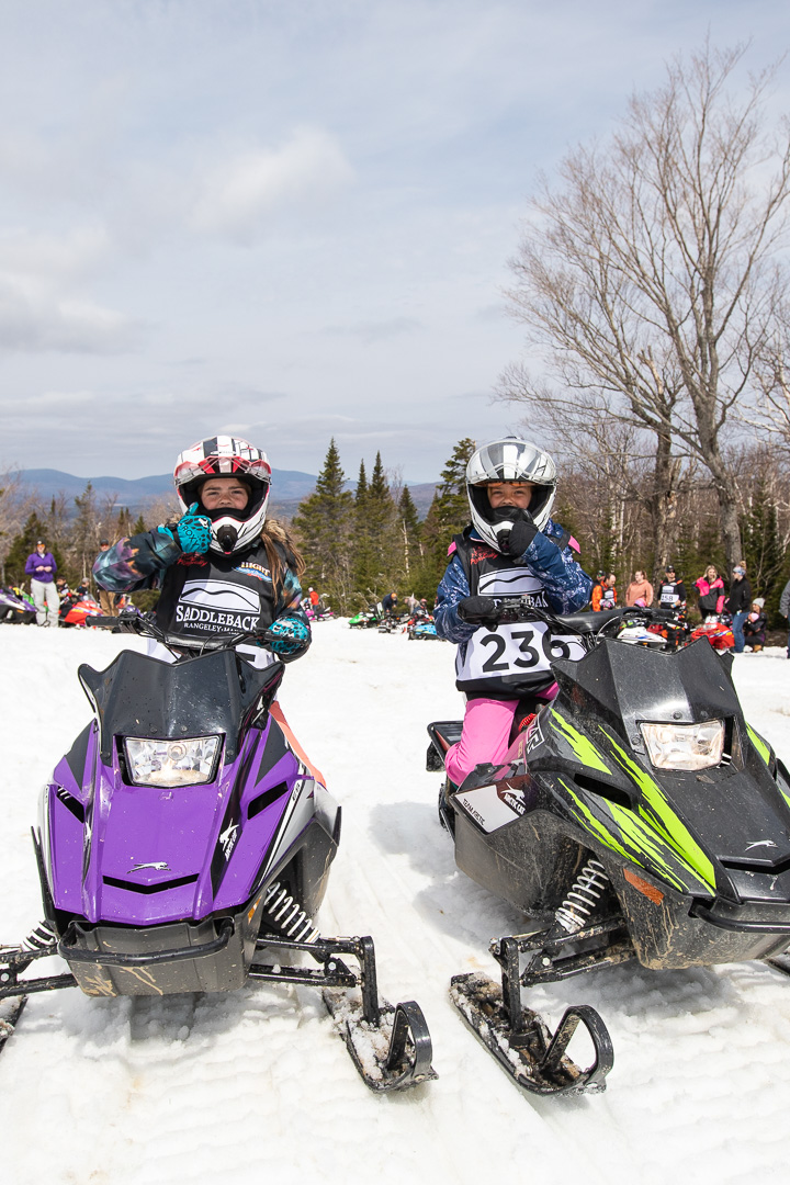 Kid's snowmobile race