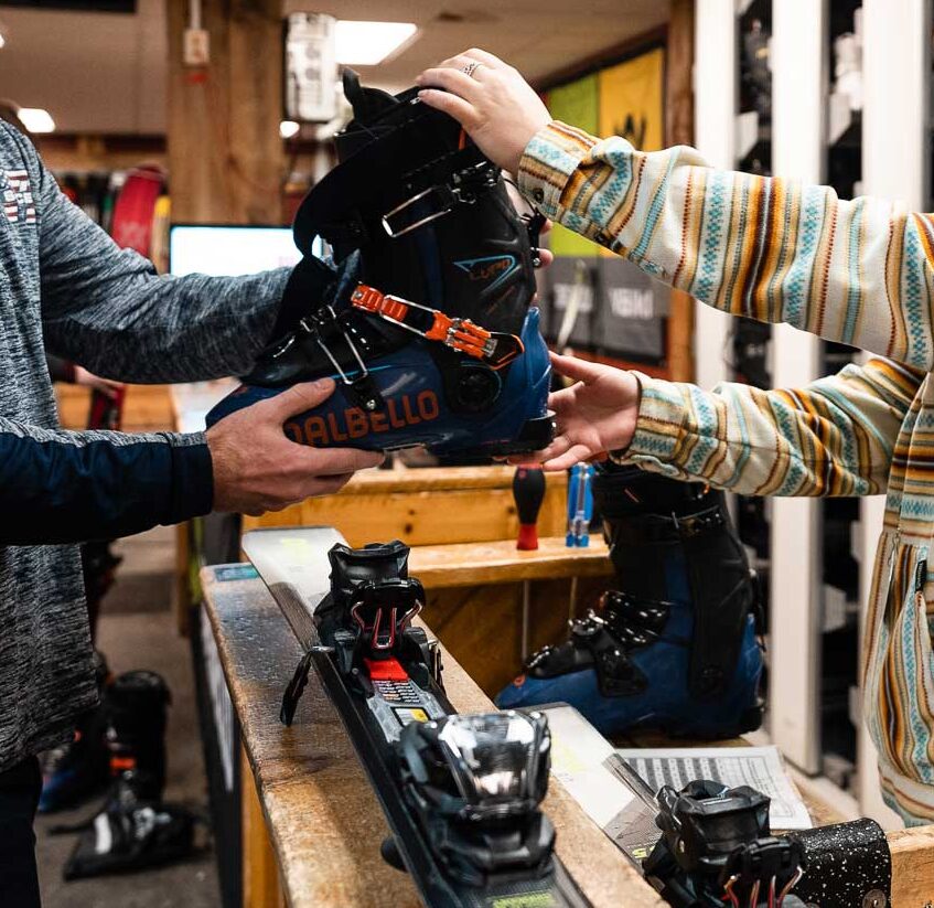 Saddleback Mountain ski and snowboard rentals